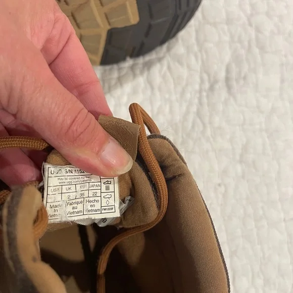 Ugg Brown and Black Lace-Up Boots - Picture 5 of 5